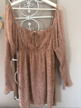 Promesa Peach Paisley Long-Sleeve Mini Dress